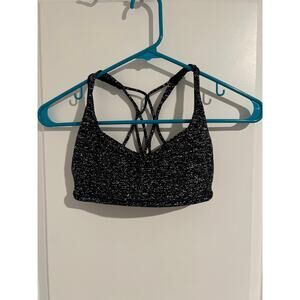 Lululemon strappy back sports bra size 4